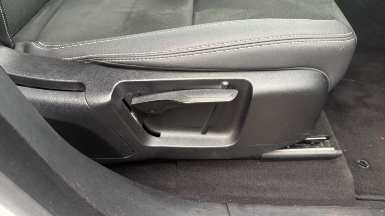 Land Rover Range Rover Velar 2.0 P250 R-Dynamic 5dr Auto Petrol Estate